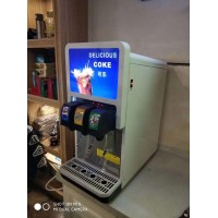 南昌汉堡店可乐机果汁机冰淇淋机_图片