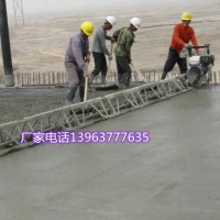 水泥路面振捣梁 高速公路平整机 三角架摊铺机