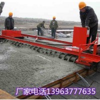 厂家直销混凝土摊平机 桥面自动行走摊铺机 三滚筒震动找平机_图片